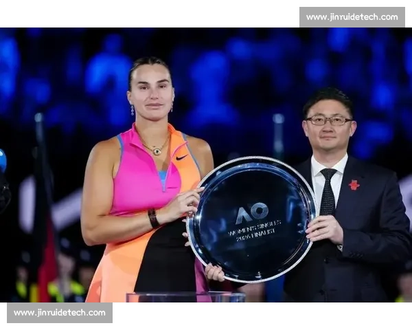 澳网赛场奏响中国胜利强音中国球员历史性突破震撼世界新篇章开启 - 副本 (2)